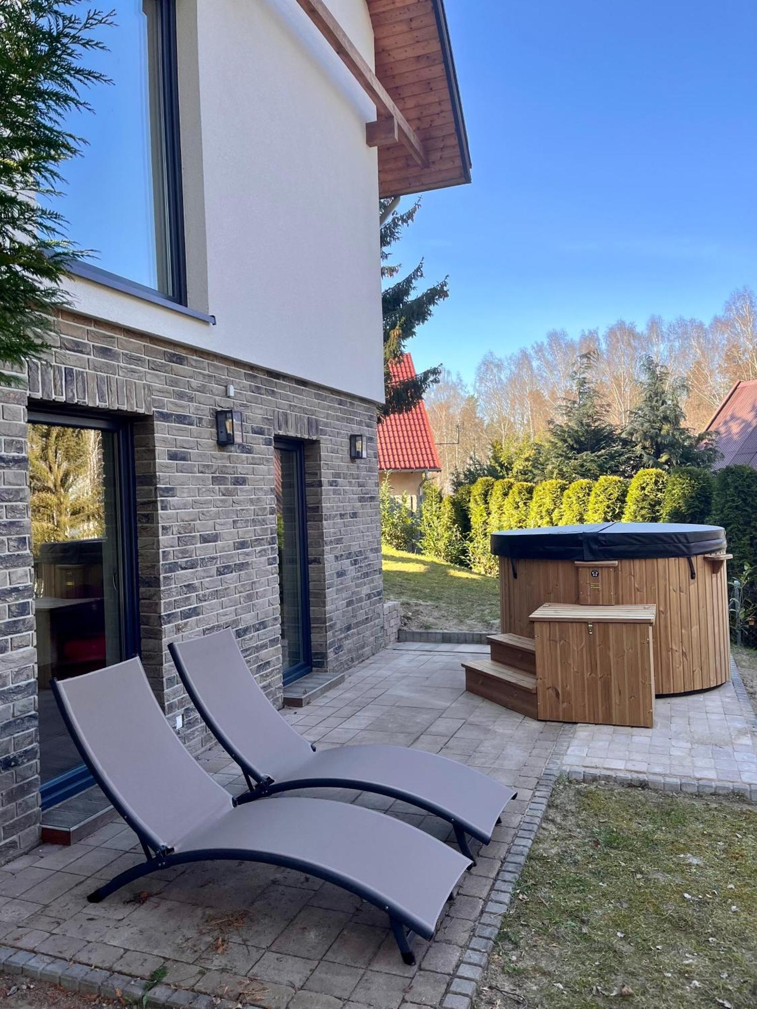 Mazursko - Komfortowe Domy 8 Osobowe Nad Jeziorem, Balia Lub Sauna Kretowiny Exterior foto